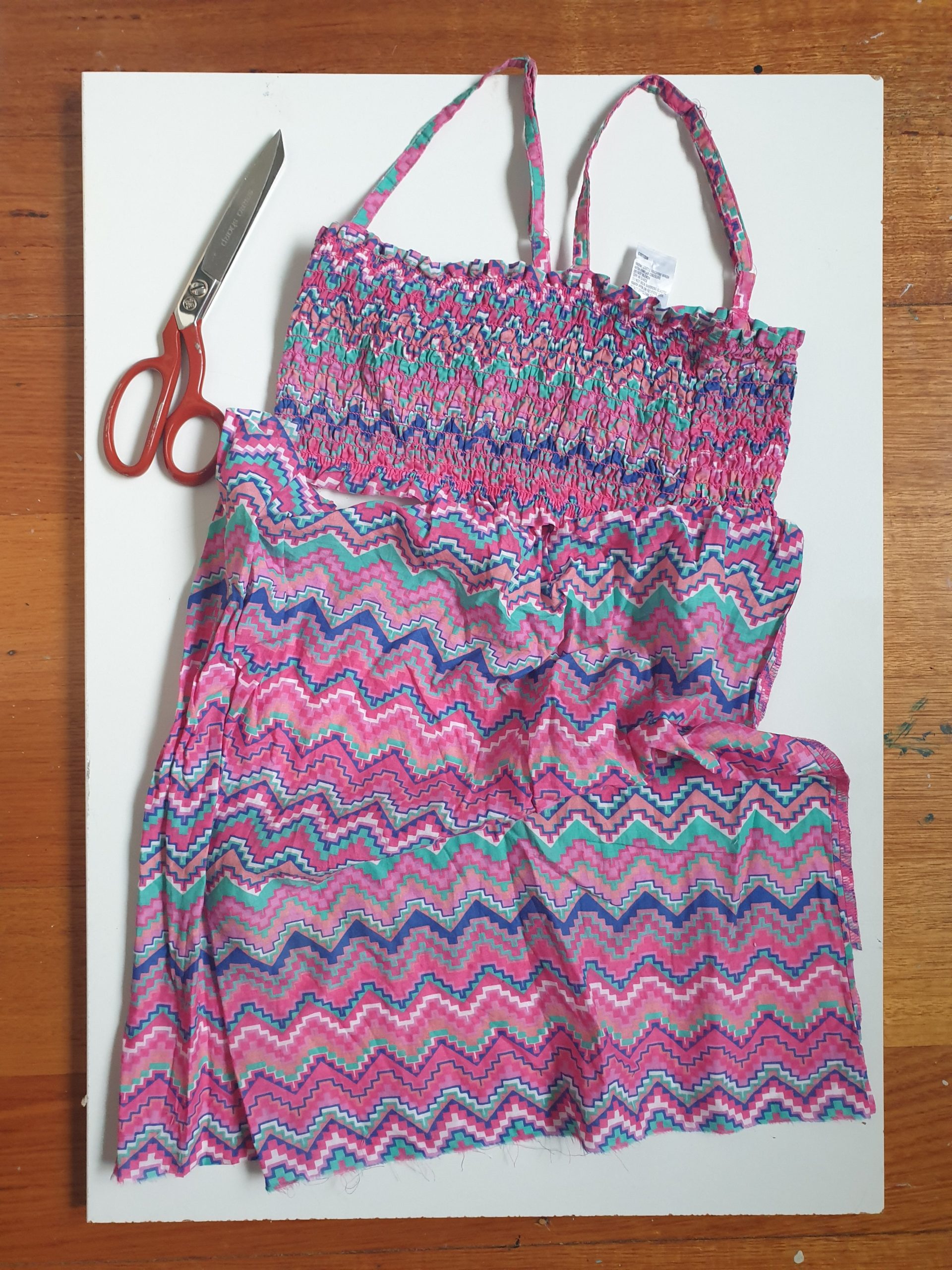 Eco friendly wheat bag made with upcycled fabric 'Old Fashioned Roses' - Image 7
