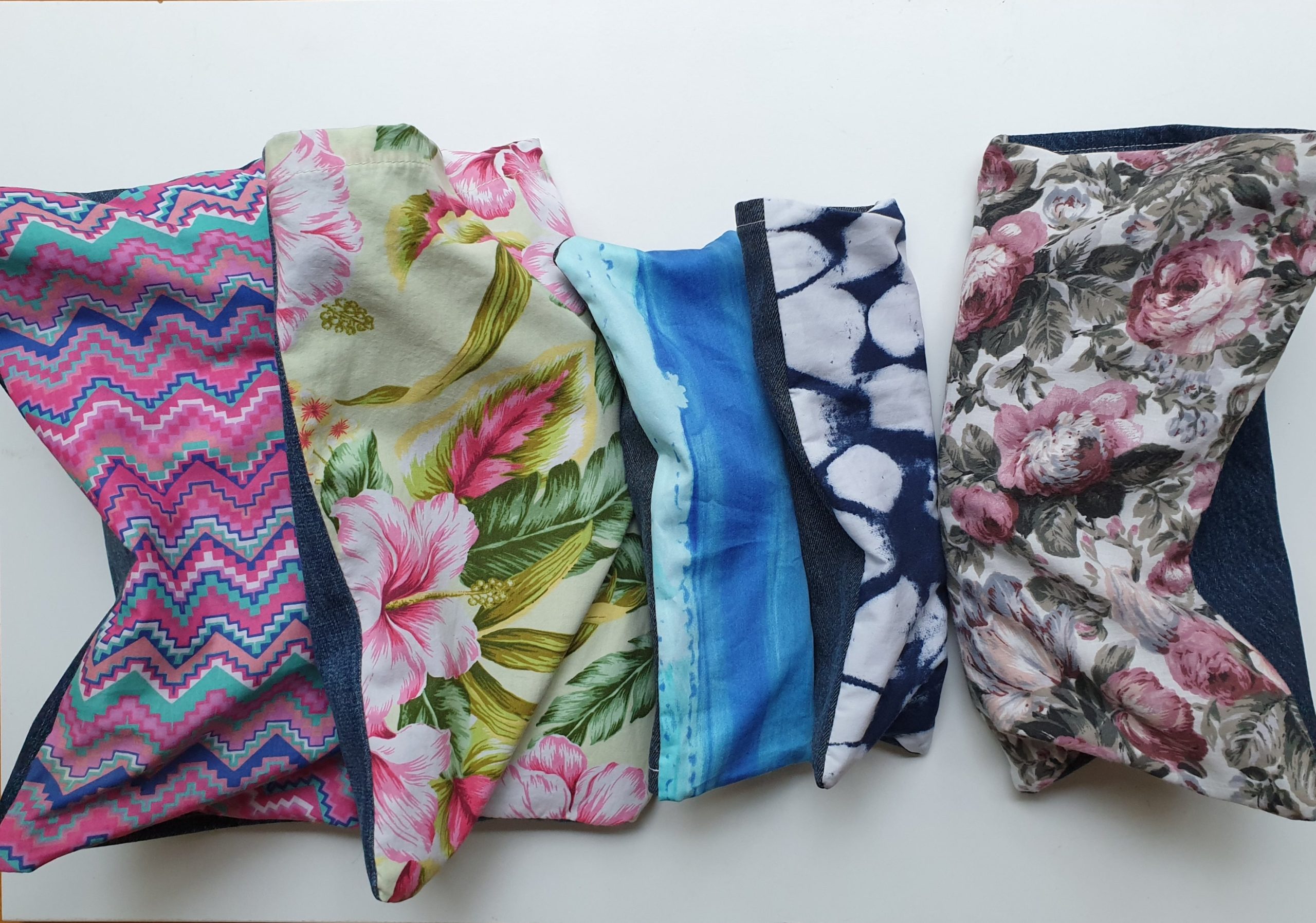 Eco friendly wheat bag made with upcycled fabric 'Old Fashioned Roses' - Image 5